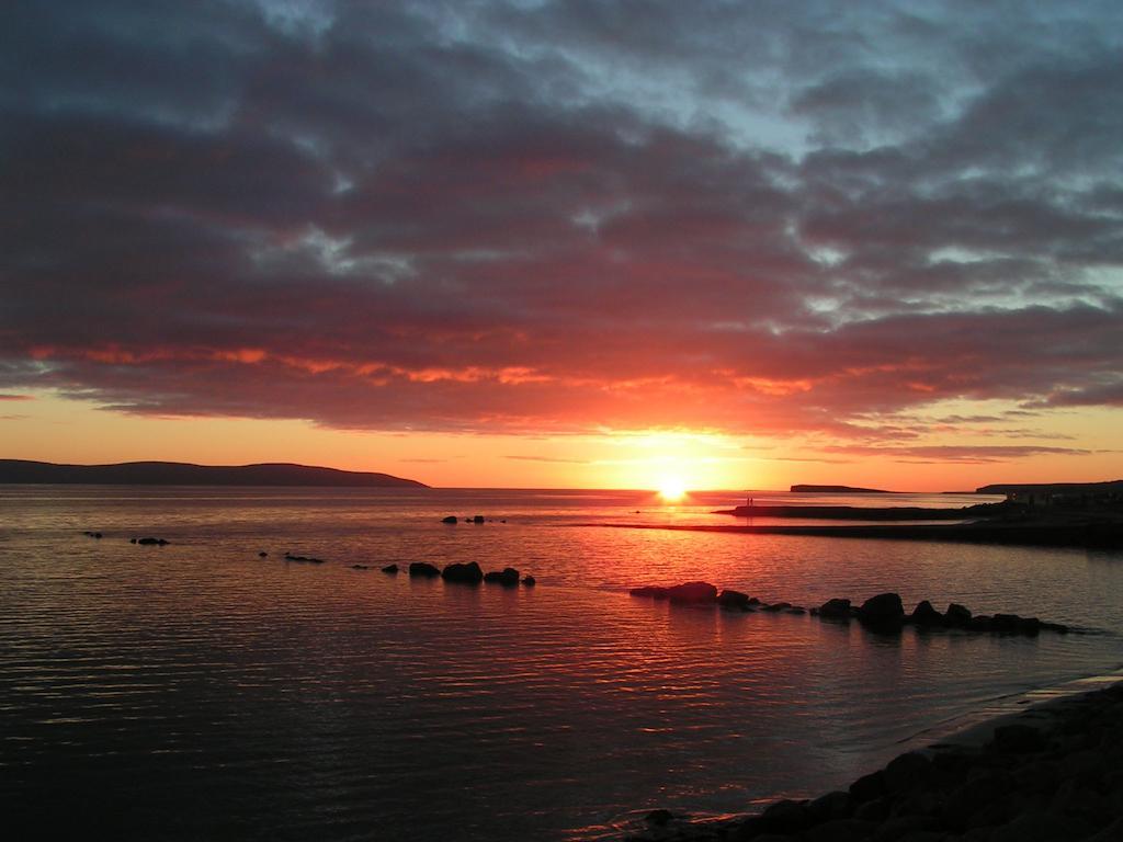 Salthill B&B Ocean Villa Galway Exterior foto